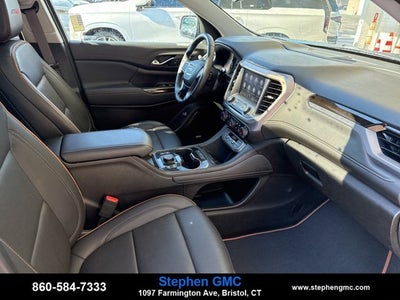2023 GMC Acadia AT4