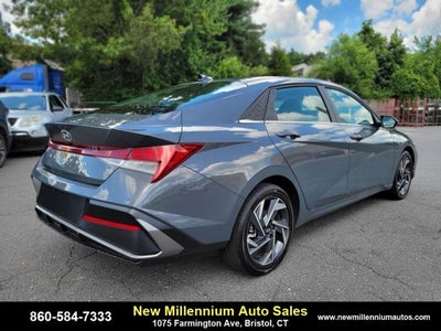 2025 Hyundai Elantra SEL Convenience