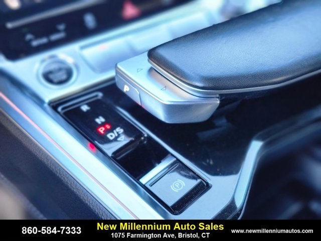 2024 Audi Q8 e-tron Sportback S line Prestige