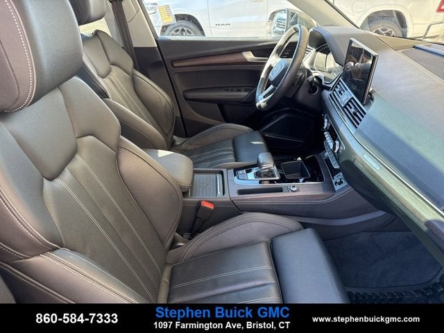 2023 Audi Q5 S line Prestige