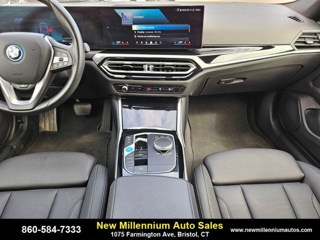 2024 BMW i4 40 - Photo 14