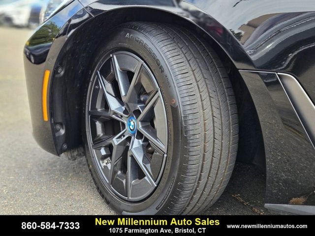 2024 BMW i4 40 - Photo 33