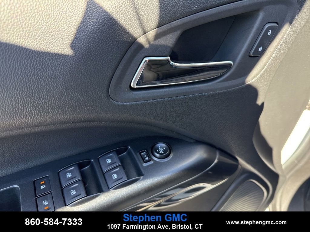 2022 GMC Canyon 4WD AT4 w/Leather