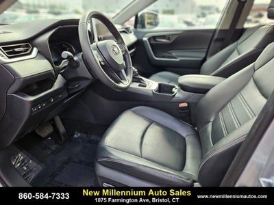 2024 Toyota RAV4 XLE Premium