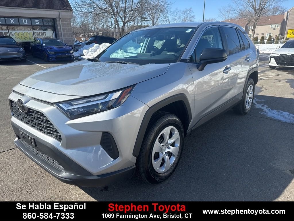 2024 Toyota RAV4 LE