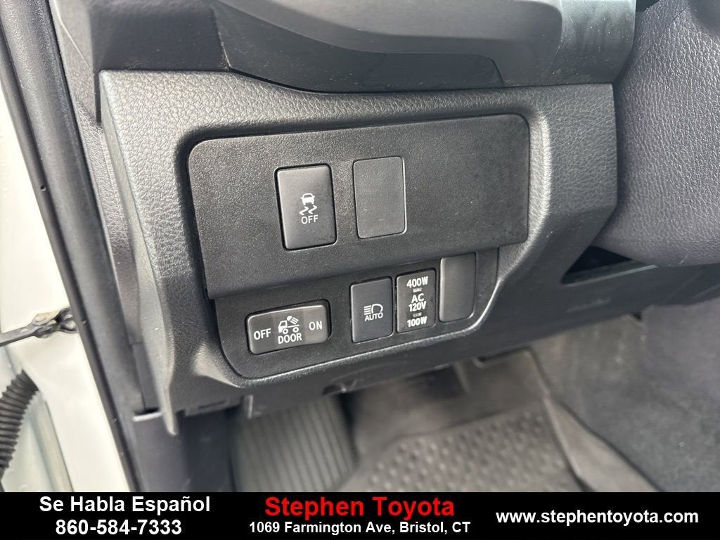 2022 Toyota Tacoma 4WD SR5