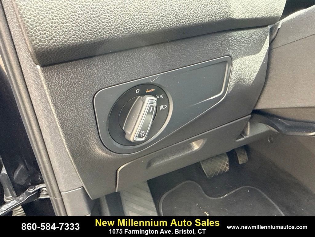 2019 Volkswagen Tiguan SE - Photo 12