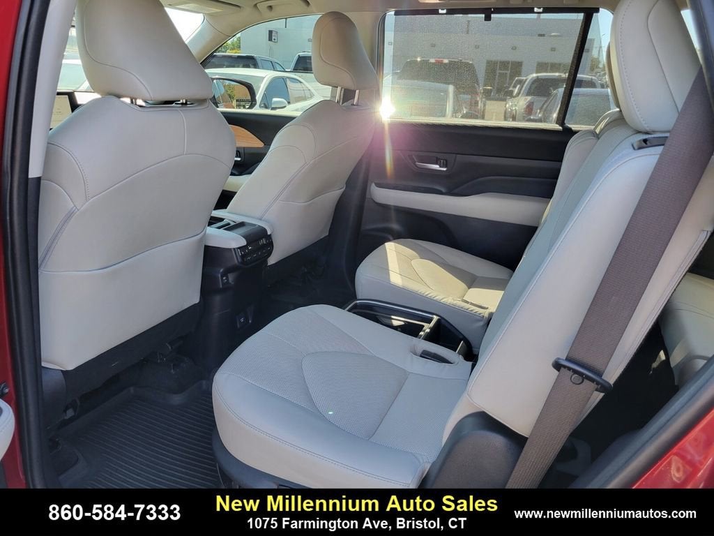 2024 Toyota Grand Highlander Platinum