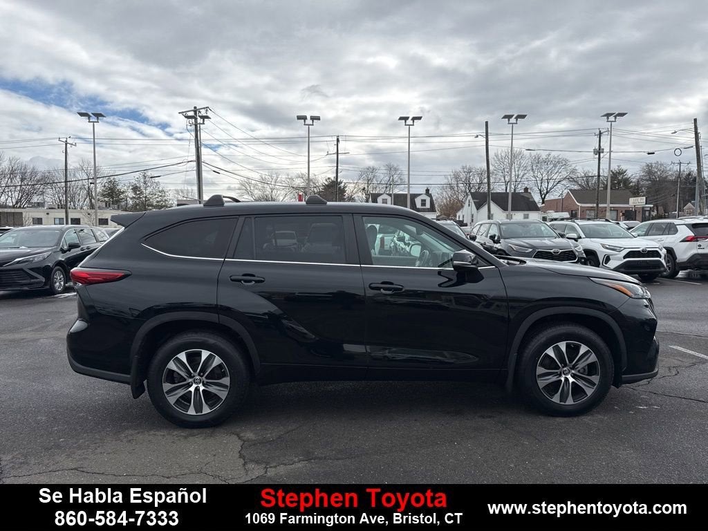 2023 Toyota Highlander XLE