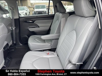 2023 Toyota Highlander XLE
