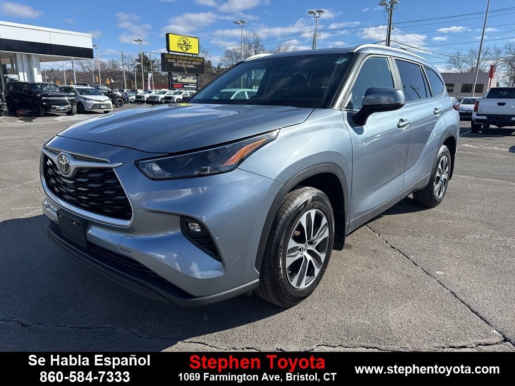 2023 Toyota Highlander XLE