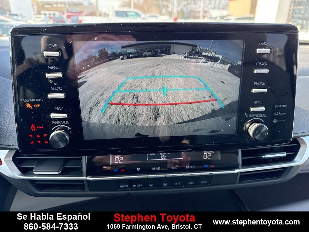 2024 Toyota Sienna LE