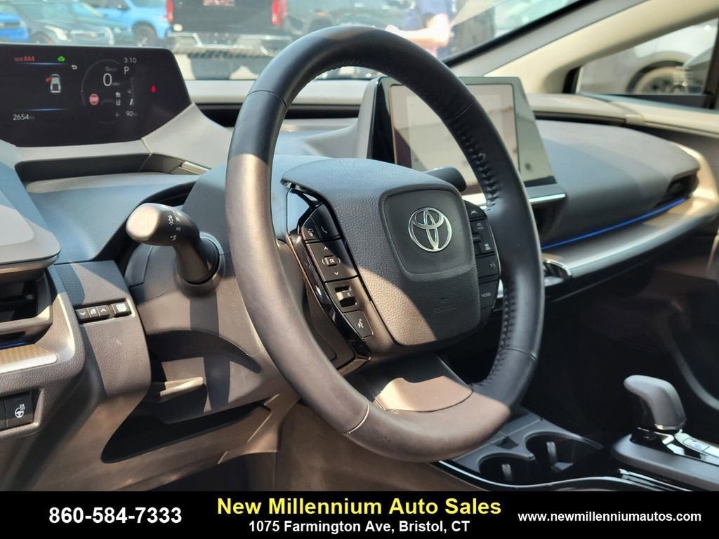 2024 Toyota Prius XLE