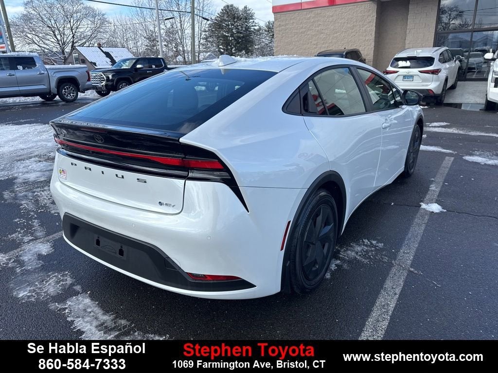 2025 Toyota Prius LE