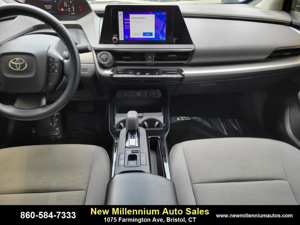2023 Toyota Prius LE