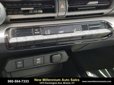 2023 Toyota Prius LE