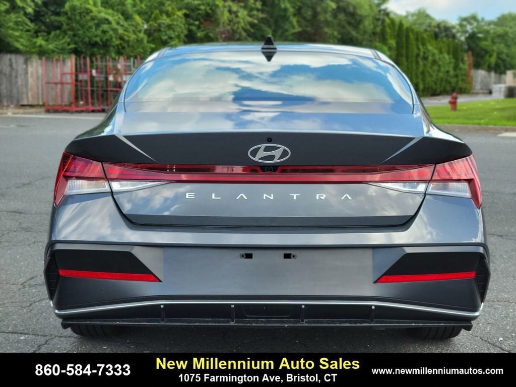 2025 Hyundai Elantra SEL Convenience