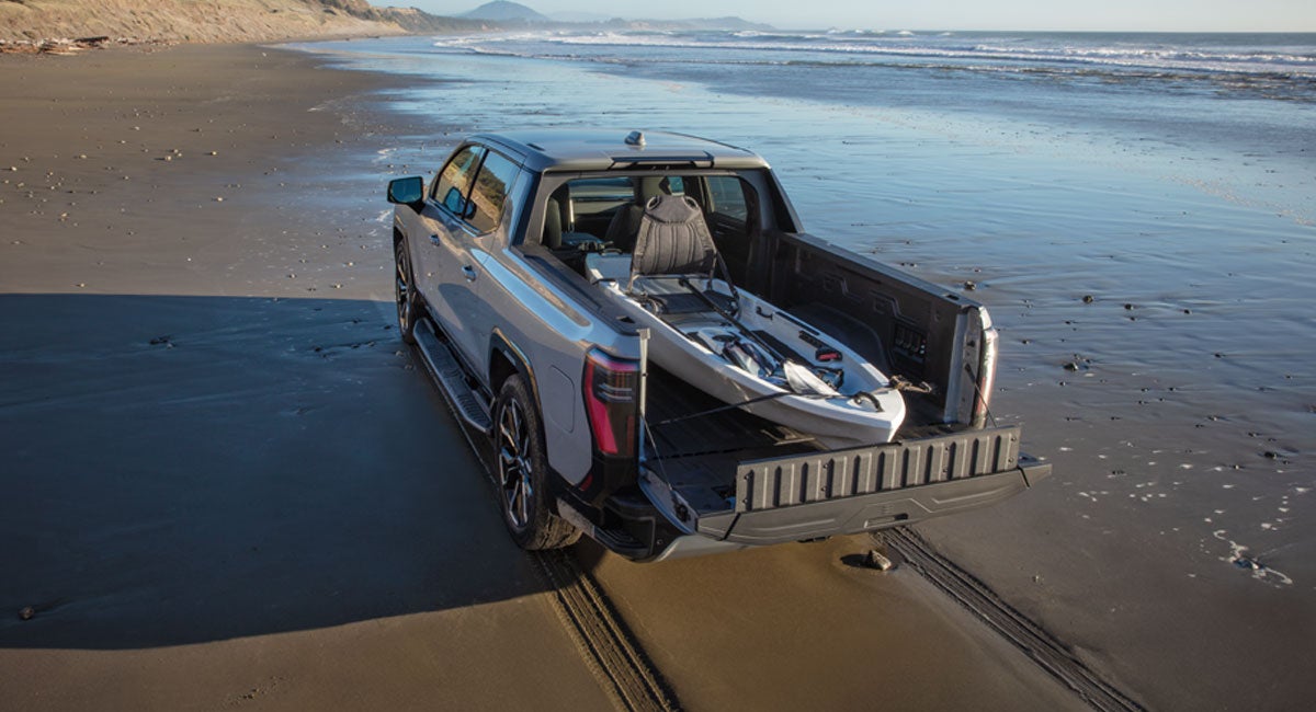 Stephen GMC in Bristol CT